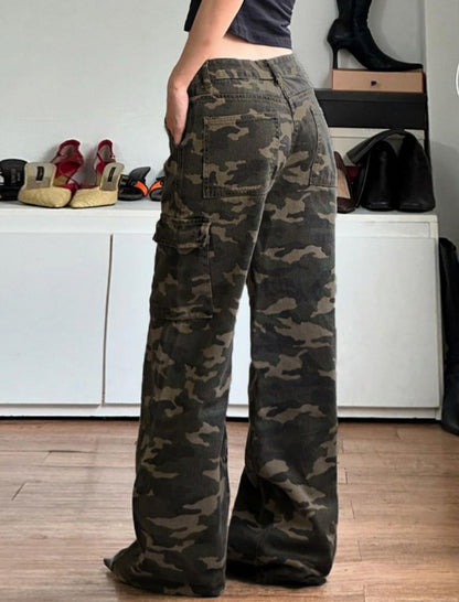 Camouflage Multi-pocket Relaxed-fit Jeans