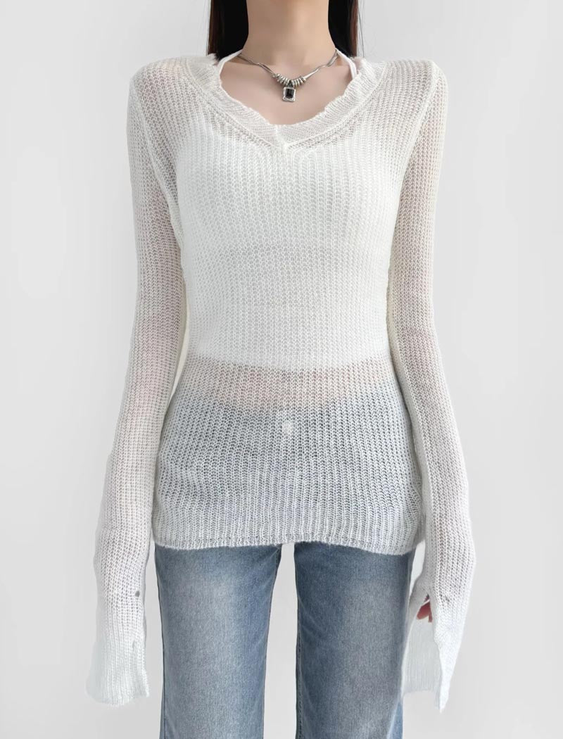 Fitted V-Neck Knit Top