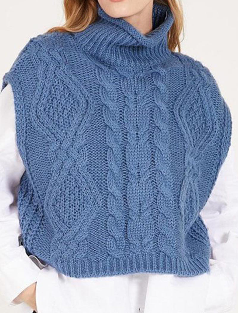 Cable Knit Sleeveless Sweater Vest