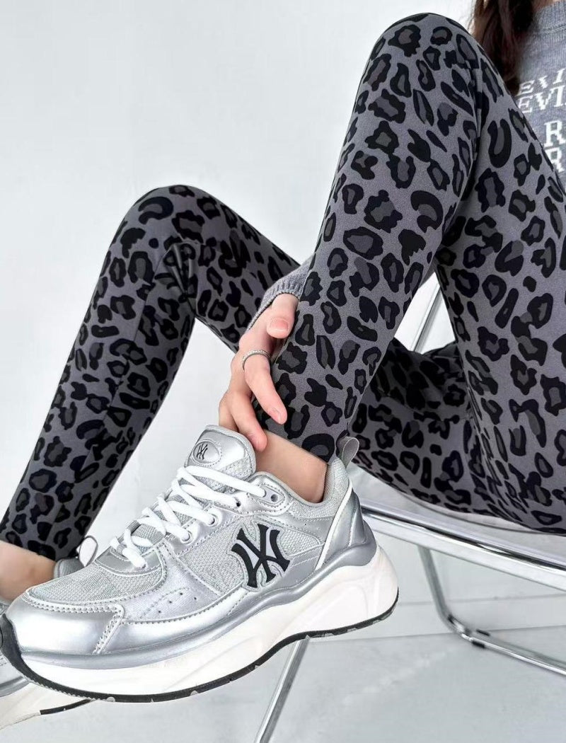 Leopard Print Fleece-Lined Leggings