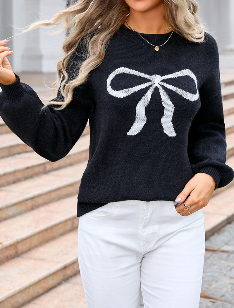 Crew Neck Sweater with Bow Graphic