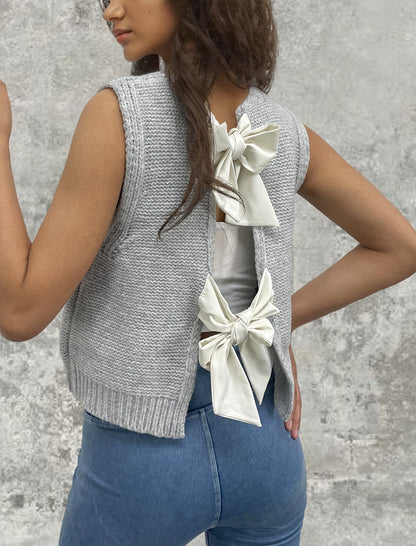 Bow-Back Knit Vest