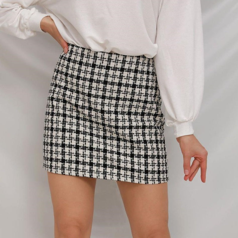 Tweed Mini Skirt with Structured Fit