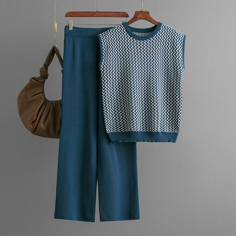Geometric Knit Sleeveless and Pants Set