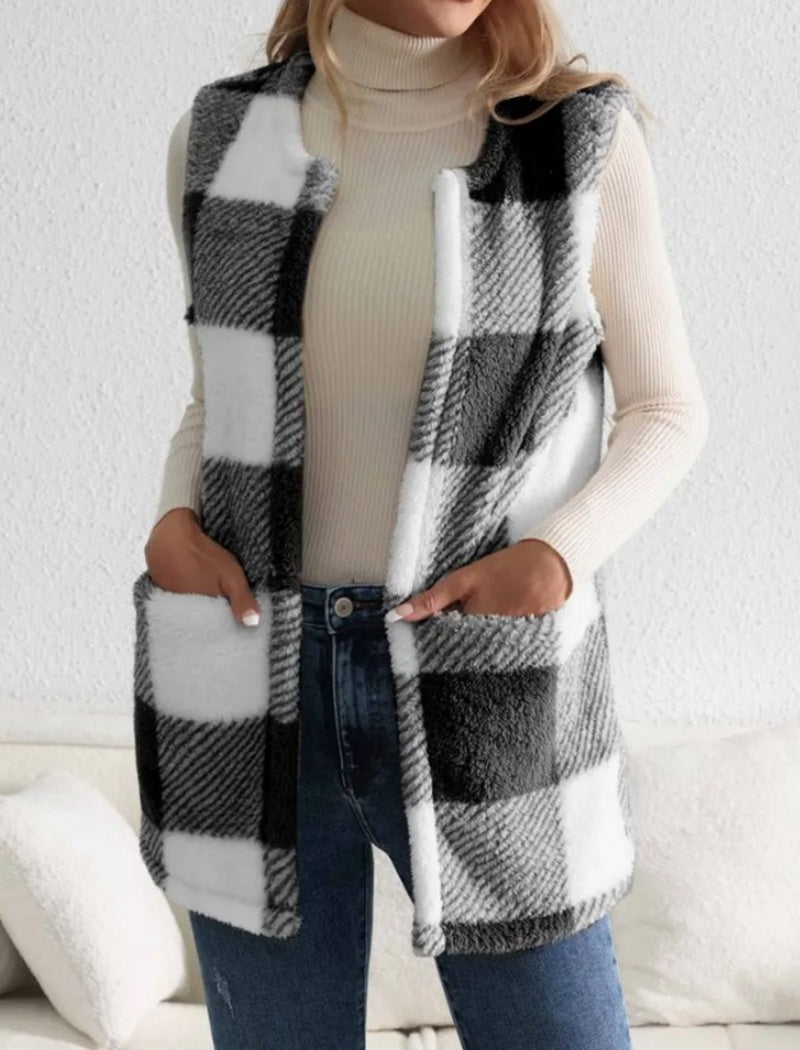 Loose Plaid Cardigan