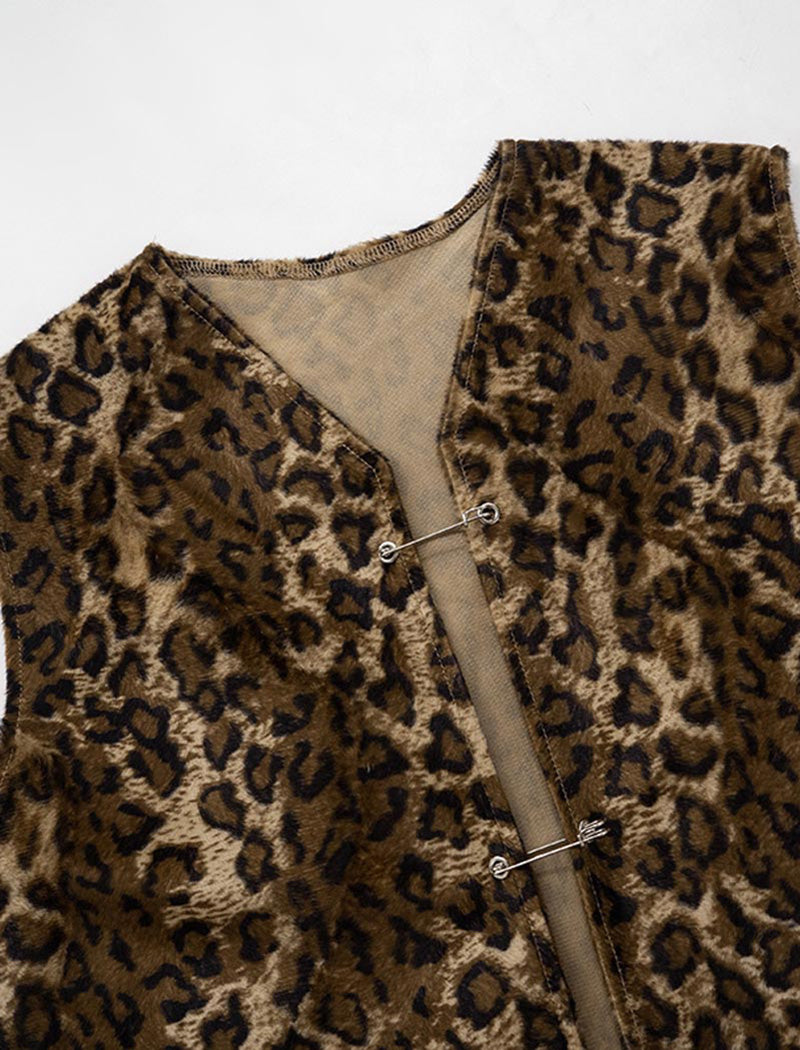Toggle Fasten Fuzzy Leopard Vest