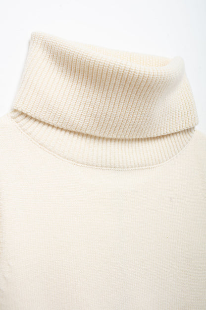 Mock Neck Knitted Cropped Tank Top