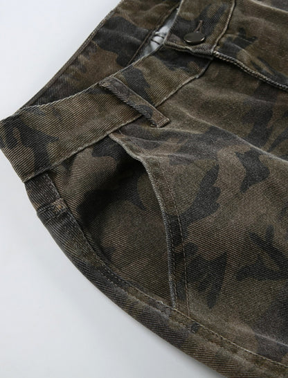 Camouflage Multi-pocket Relaxed-fit Jeans