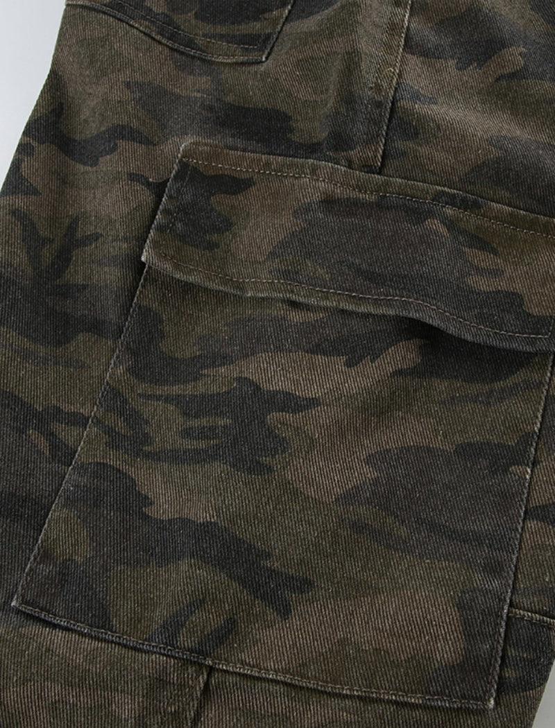 Camouflage Multi-pocket Relaxed-fit Jeans