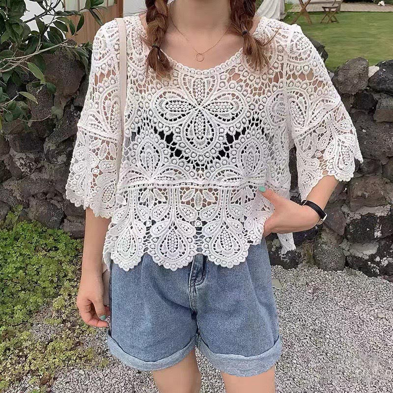 Crochet Lace Scallop Hem Top with 1/2 Sleeve