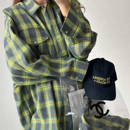 Plaid Button-Front Shirt