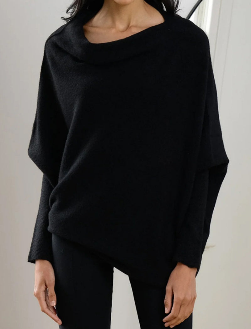 Off-Shoulder Oversized Knit Pullover