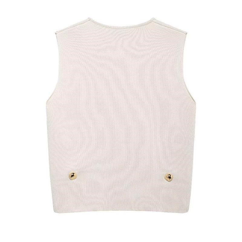 Sleeveless Buttoned Knit Top