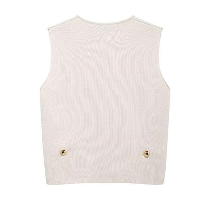 Sleeveless Buttoned Knit Top