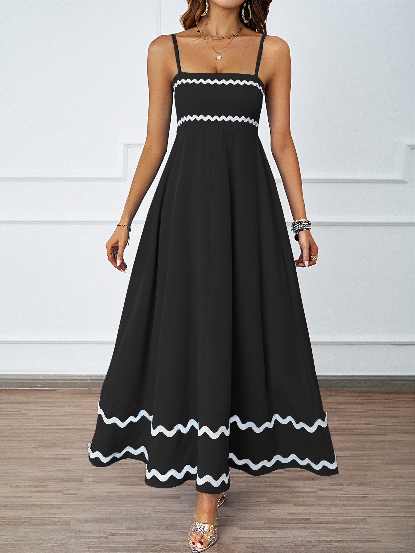 DVL407018D Contrast Trim Spaghetti Strap Maxi Dress