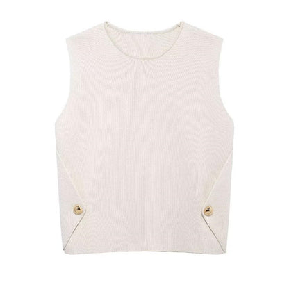 Sleeveless Buttoned Knit Top