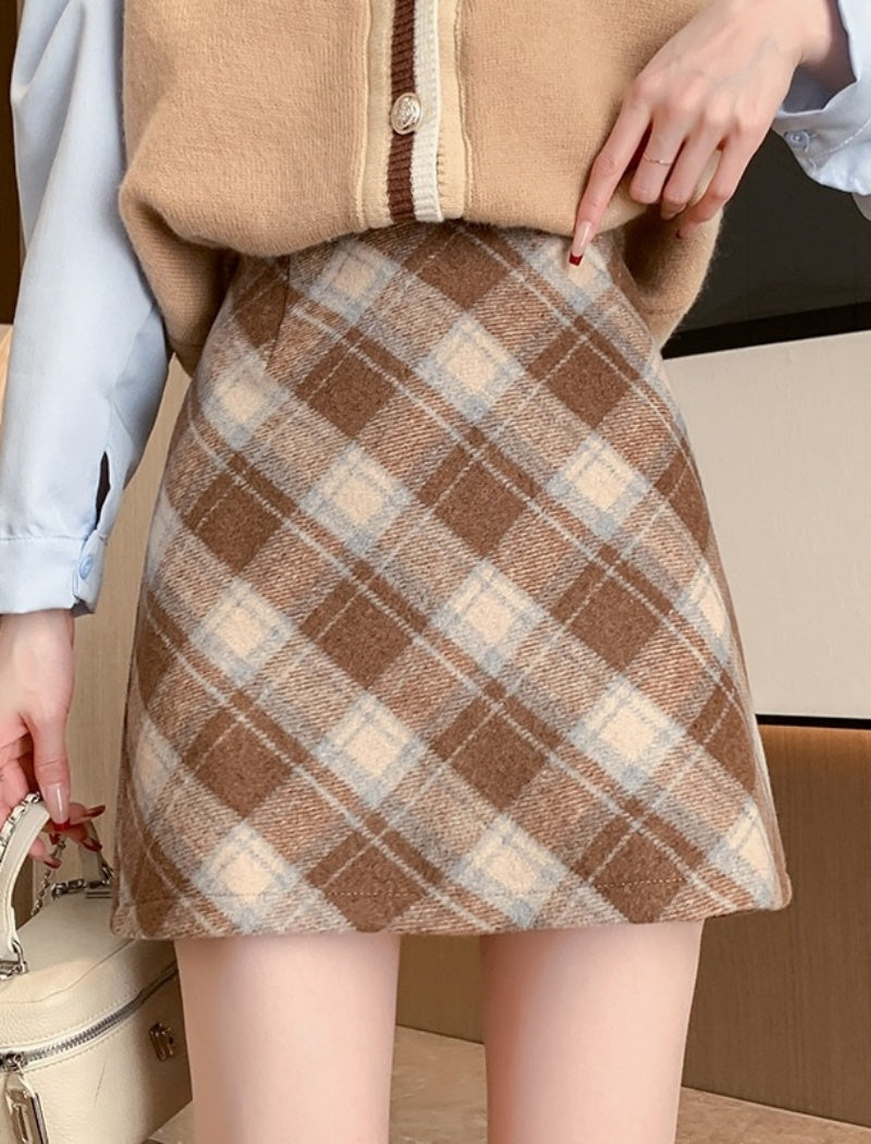 Plaid Mini Skirt with A-Line Cut