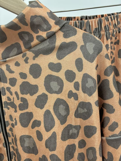 Relaxed Leopard Print Lounge Set