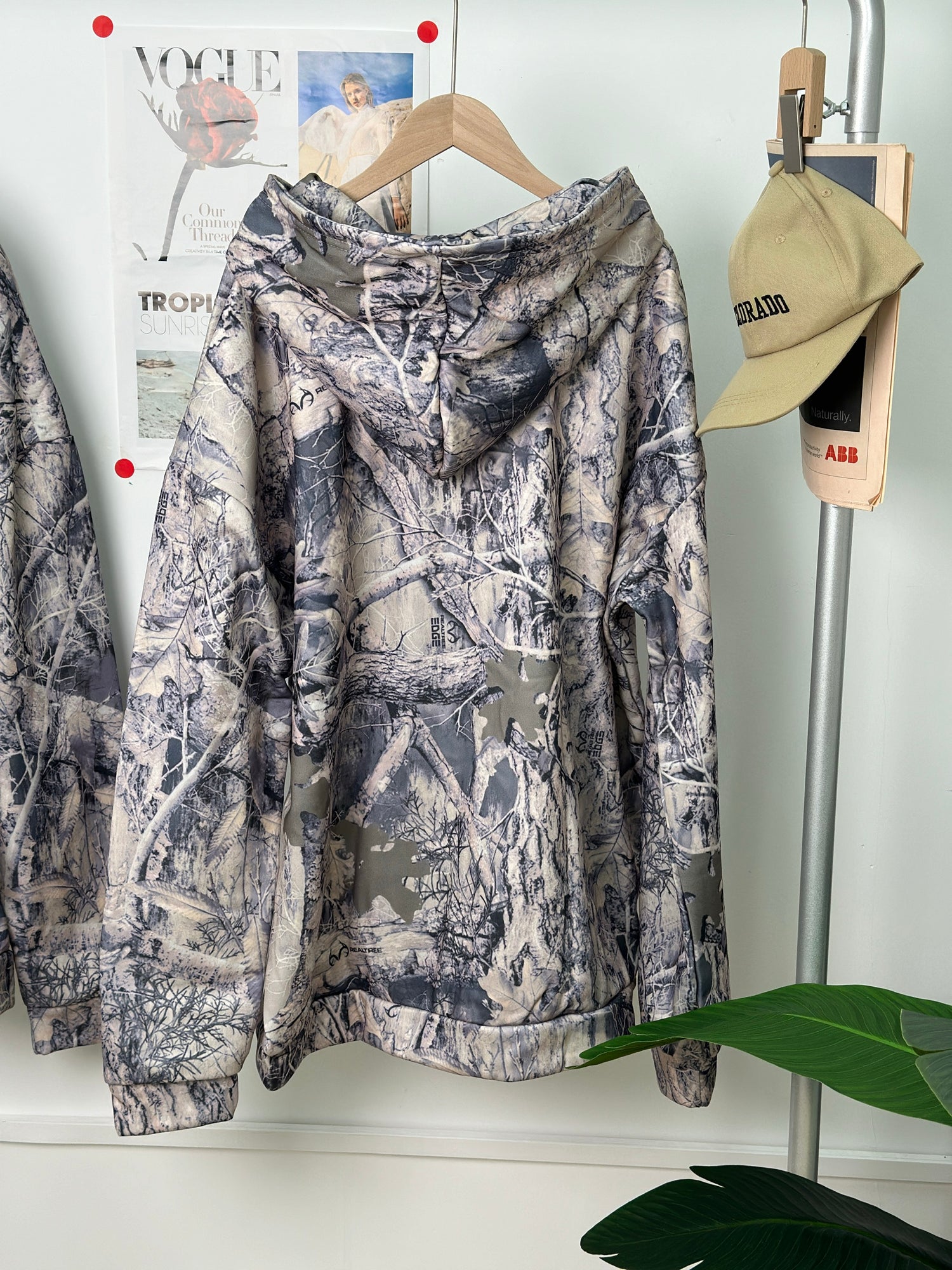 Camo Print Zip-Up Hoodie